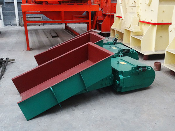 電磁振動給料機 電磁振動給料機