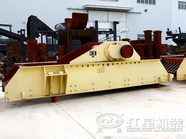 振動給料機 振動給料機