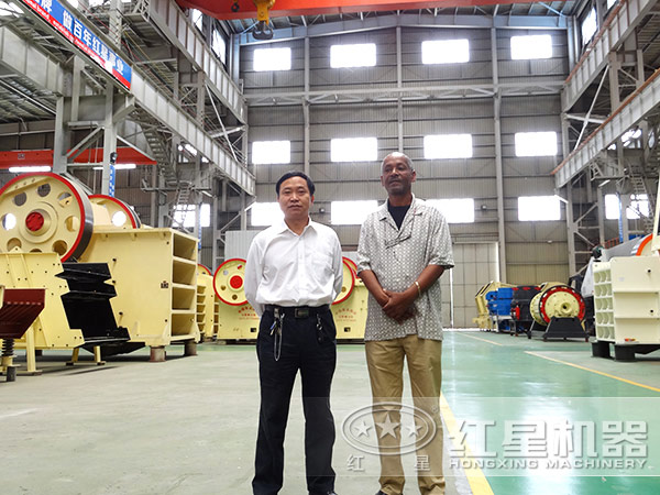 顎式破石機(jī) 顎式破石機(jī)