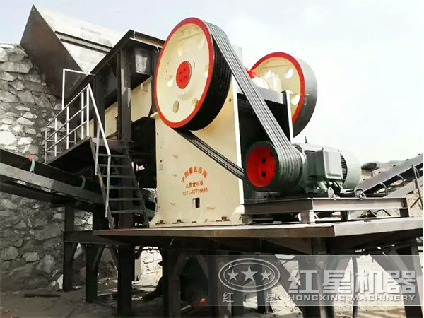 顎式破碎機(jī)工作圖 顎式破碎機(jī)工作圖