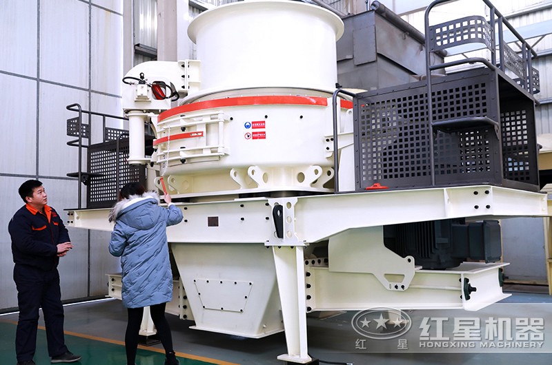 客戶來訂購HVI整形機 客戶來訂購HVI整形機