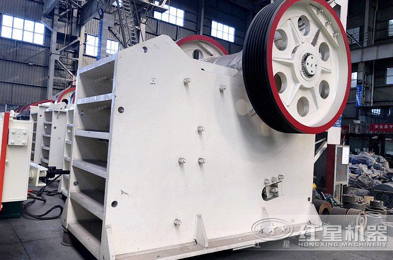 1200×1500顎式破碎機 1200×1500顎式破碎機