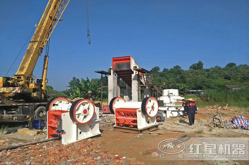 顎式破碎機 顎式破碎機
