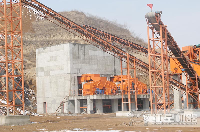 石灰石破碎現場 石灰石破碎現場