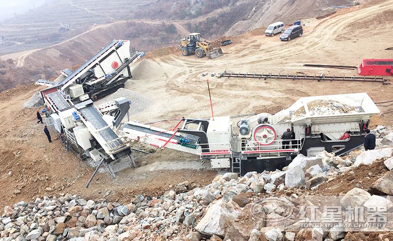 移動(dòng)碎石機(jī)工作現(xiàn)場(chǎng)實(shí)拍 移動(dòng)碎石機(jī)工作現(xiàn)場(chǎng)實(shí)拍