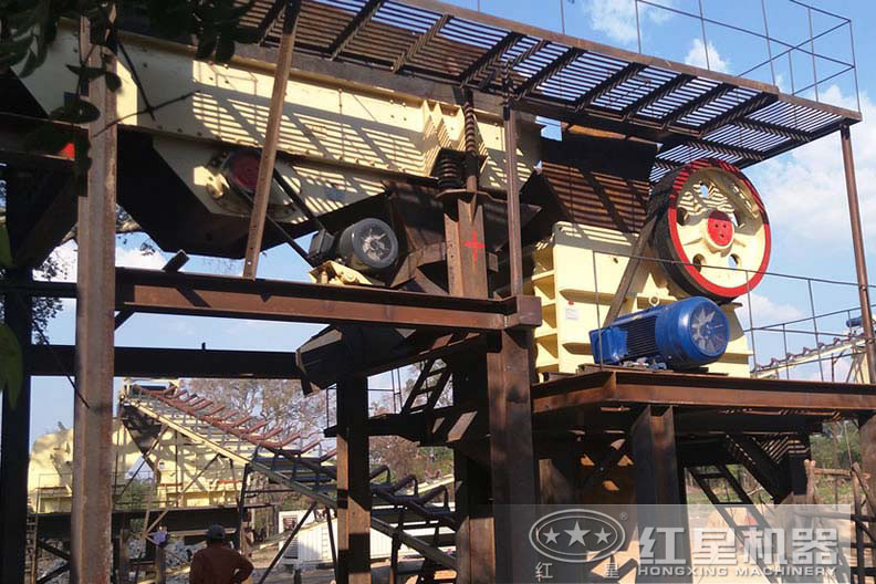 遼寧鐵礦石破碎生產現場 遼寧鐵礦石破碎生產現場